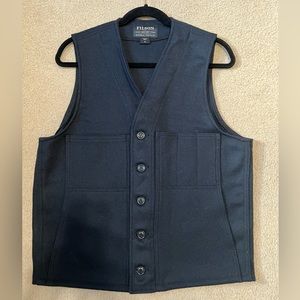 Gently used, Filson Mackinaw Wool Vest, Sz. M, Navy